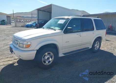 1999 Ford Explorer Eddie Bauer/Limited/Xlt z USA, uszkodzony, nr VIN 1FMZU34E2XZB27806